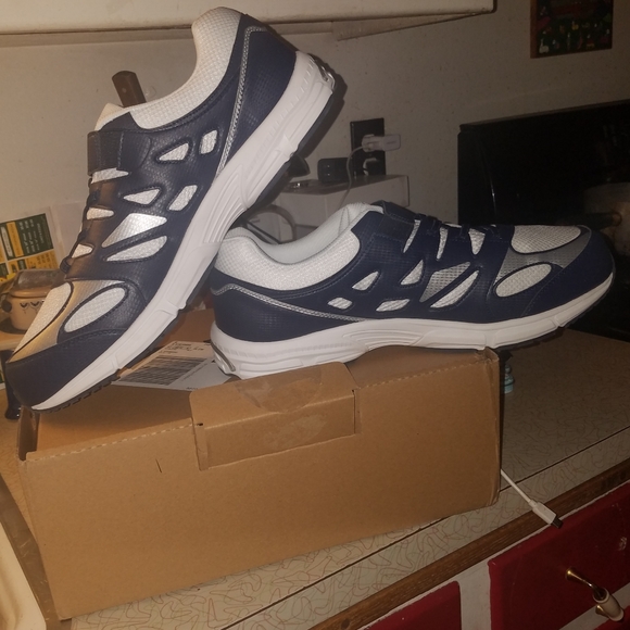 size 15 extra wide mens shoes
